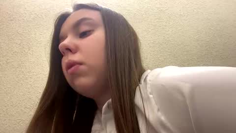 Lily online show from 10/13/25, 06:52