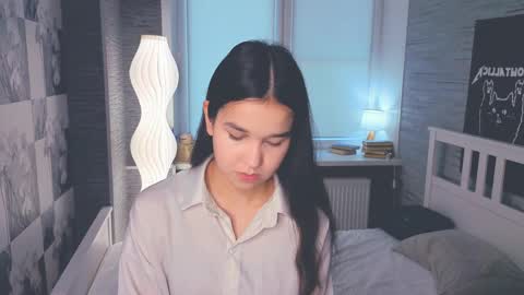 Celina Lillie online show from 03/15/26, 10:32