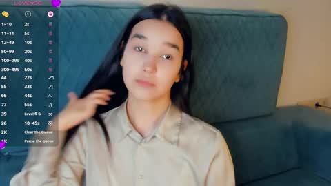 Celina Lillie online show from 04/11/26, 09:30