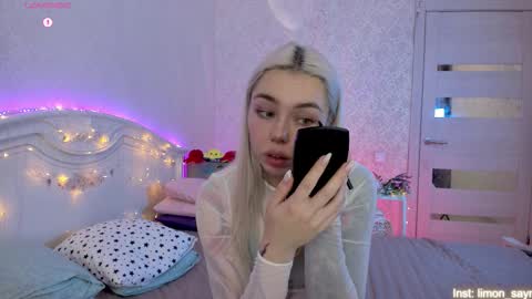 LilliMoore online show from 10/11/25, 11:36