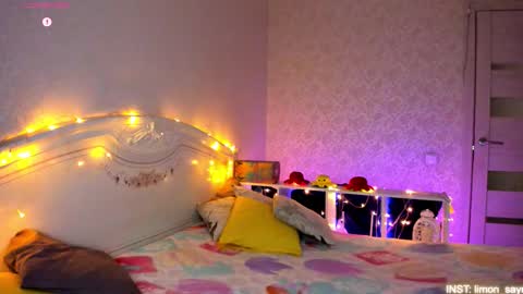 LilliMoore online show from 02/25/26, 11:47