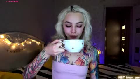 LilliMoore online show from 07/01/26, 11:04