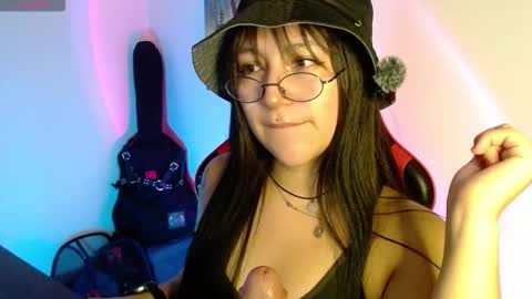 lillith_777 online show from 02/04/26, 12:38