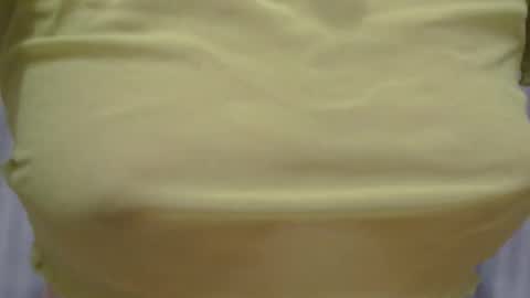 Snapshot of lillkit chatting on 03/29/26, 10:43 Lilu online show from 03/29/26, 10:43