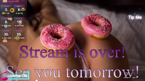 Lilly  online show from 01/22/25, 04:23