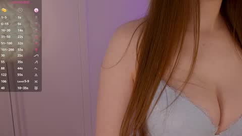 Lilly Colins online show from 03/09/25, 09:36