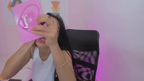 Sweety Lilly Love  online show from 11/15/25, 03:52