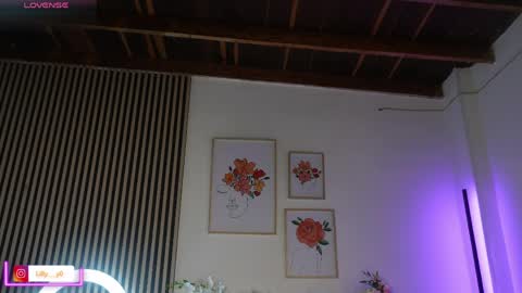 Sofia online show from 04/21/26, 01:17