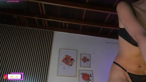 Sofia online show from 04/23/26, 01:02