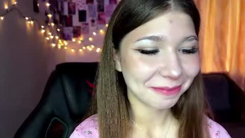 Snapshot of lilly_lilithh chatting on 06/25/26, 03:06 Lilith online show from 06/25/26, 03:06