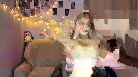 Snapshot of lilly_lilithh chatting on 07/22/26, 03:31 Lilith online show from 07/22/26, 03:31