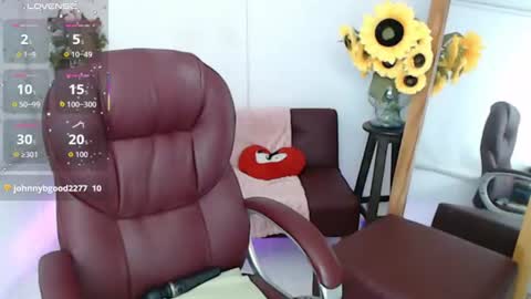 Lilly online show from 07/28/26, 05:12
