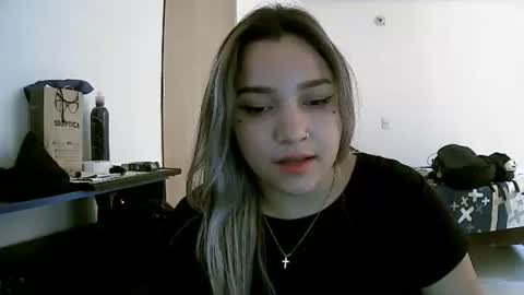 Snapshot of lilly_ocean22 chatting on 03/07/26, 07:33 Sey - Lilly online show from 03/07/26, 07:33