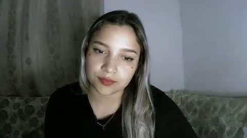 Snapshot of lilly_ocean22 chatting on 03/09/26, 06:50 Sey - Lilly online show from 03/09/26, 06:50