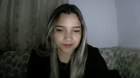 Snapshot of lilly_ocean22 chatting on 03/10/26, 07:57 Sey - Lilly online show from 03/10/26, 07:57