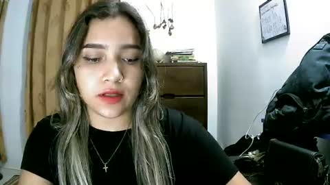 Snapshot of lilly_ocean22 chatting on 06/25/26, 09:14 Sey - Lilly online show from 06/25/26, 09:14