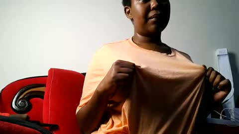 lillybae1811 online show from 08/06/26, 07:54