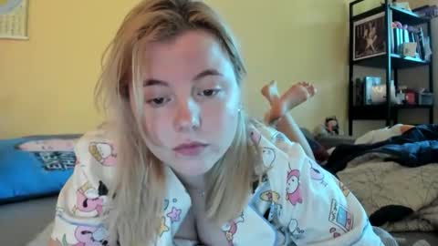 Lilly Depp online show from 09/25/25, 01:04