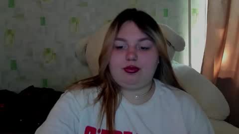 Snapshot of lillyhaigh chatting on 05/23/26, 06:07 lillyhaigh online show from 05/23/26, 06:07