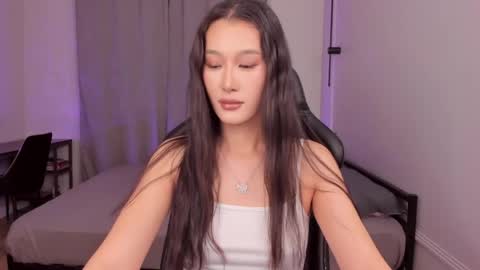 Lilly online show from 06/09/26, 05:02