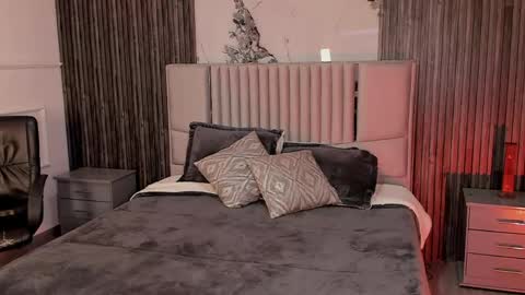 Lilly Ortiz online show from 04/07/26, 07:58