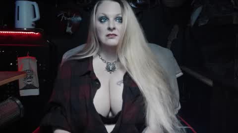 Lillyth Eden online show from 12/02/25, 06:08