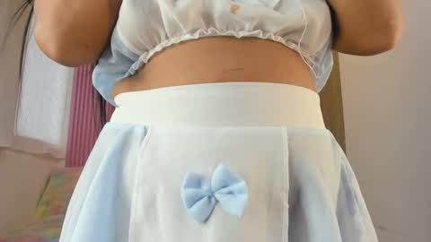 lillyy16 online show from 04/22/26, 11:12