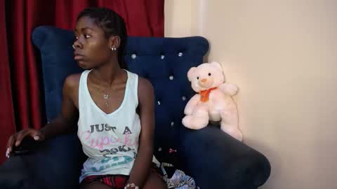 Snapshot of lilmystic_lola chatting on 09/20/25, 08:48 Chelsea online show from 09/20/25, 08:48