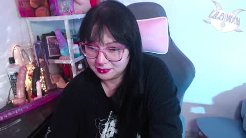 Snapshot of lilomoon69 chatting on 12/13/24, 06:53 Lilo online show from 12/13/24, 06:53