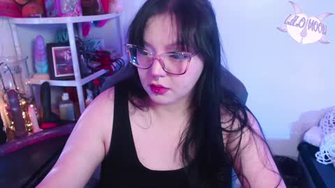Snapshot of lilomoon69 chatting on 01/06/25, 02:48 Lilo online show from 01/06/25, 02:48