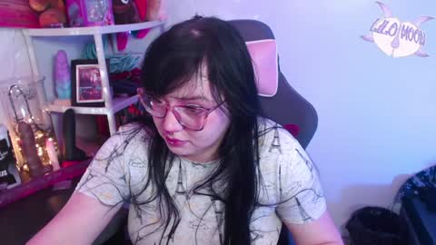 Snapshot of lilomoon69 chatting on 01/10/25, 06:31 Lilo online show from 01/10/25, 06:31