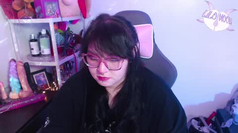 Snapshot of lilomoon69 chatting on 01/15/25, 02:38 Lilo online show from 01/15/25, 02:38