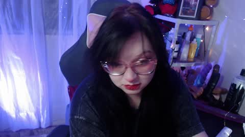 Snapshot of lilomoon69 chatting on 02/02/25, 04:26 Lilo online show from 02/02/25, 04:26