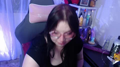 Snapshot of lilomoon69 chatting on 02/03/25, 06:45 Lilo online show from 02/03/25, 06:45