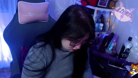 Snapshot of lilomoon69 chatting on 02/07/25, 04:27 Lilo online show from 02/07/25, 04:27