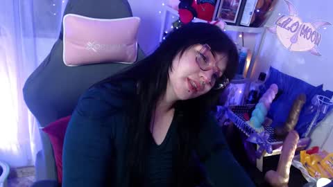 Snapshot of lilomoon69 chatting on 02/18/25, 06:26 Lilo online show from 02/18/25, 06:26