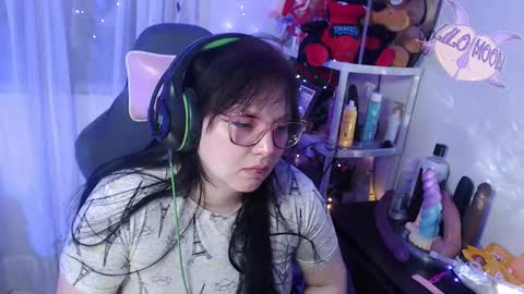 Snapshot of lilomoon69 chatting on 03/02/25, 06:37 Lilo online show from 03/02/25, 06:37