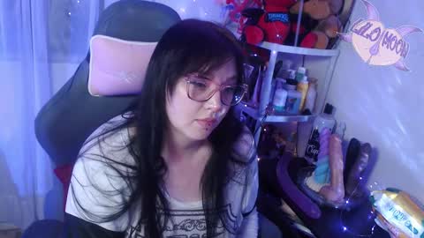 Snapshot of lilomoon69 chatting on 03/03/25, 06:37 Lilo online show from 03/03/25, 06:37