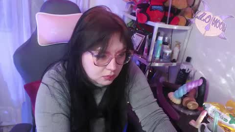 Snapshot of lilomoon69 chatting on 03/11/25, 04:10 Lilo online show from 03/11/25, 04:10
