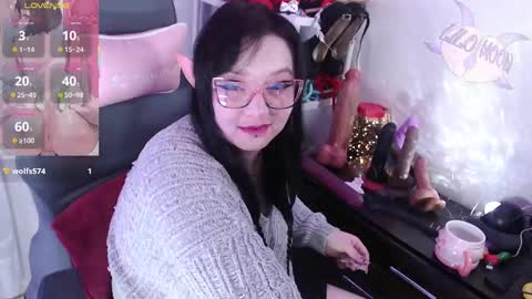 Snapshot of lilomoon69 chatting on 09/25/25, 02:10 Lilo online show from 09/25/25, 02:10