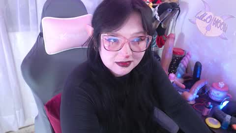 Snapshot of lilomoon69 chatting on 10/05/25, 12:58 Lilo online show from 10/05/25, 12:58