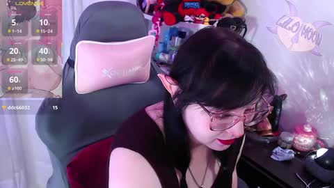 Snapshot of lilomoon69 chatting on 10/09/25, 01:09 Lilo online show from 10/09/25, 01:09