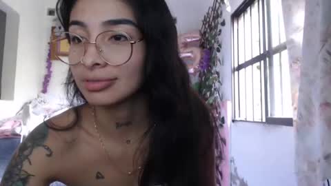 lil palacio online show from 12/13/24, 08:04