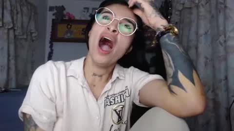 lil palacio online show from 12/14/24, 04:01