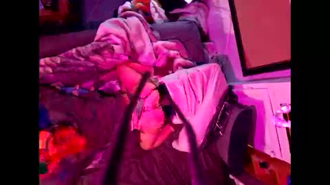 lilpluto12 online show from 12/10/24, 06:44