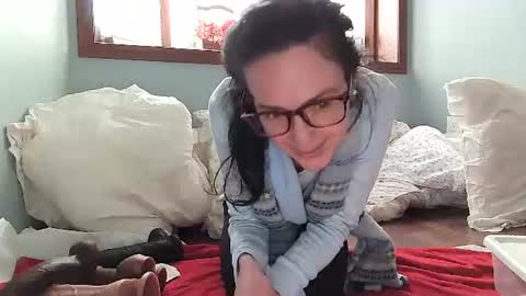 Snapshot of lilrosiedoll chatting on 02/23/26, 05:32 Lilrosiedoll online show from 02/23/26, 05:32