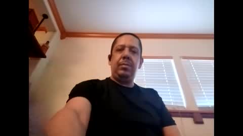 Snapshot of lilsancho409 chatting on 03/24/26, 11:32 lilsancho409 online show from 03/24/26, 11:32