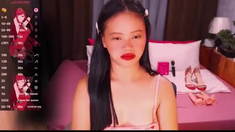Snapshot of lilsweet_marie chatting on 05/23/26, 02:54 Lilsweet marie online show from 05/23/26, 02:54
