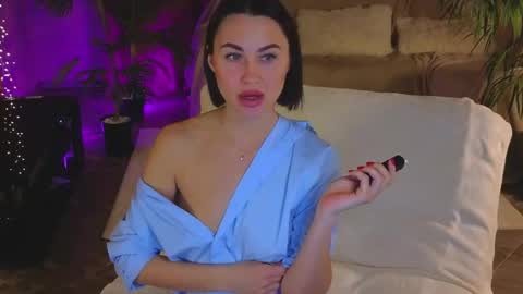 Lilu online show from 04/23/26, 05:59