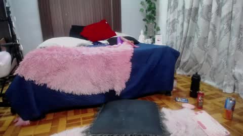 Snapshot of lilu_69_ chatting on 06/05/26, 06:52 lilu online show from 06/05/26, 06:52